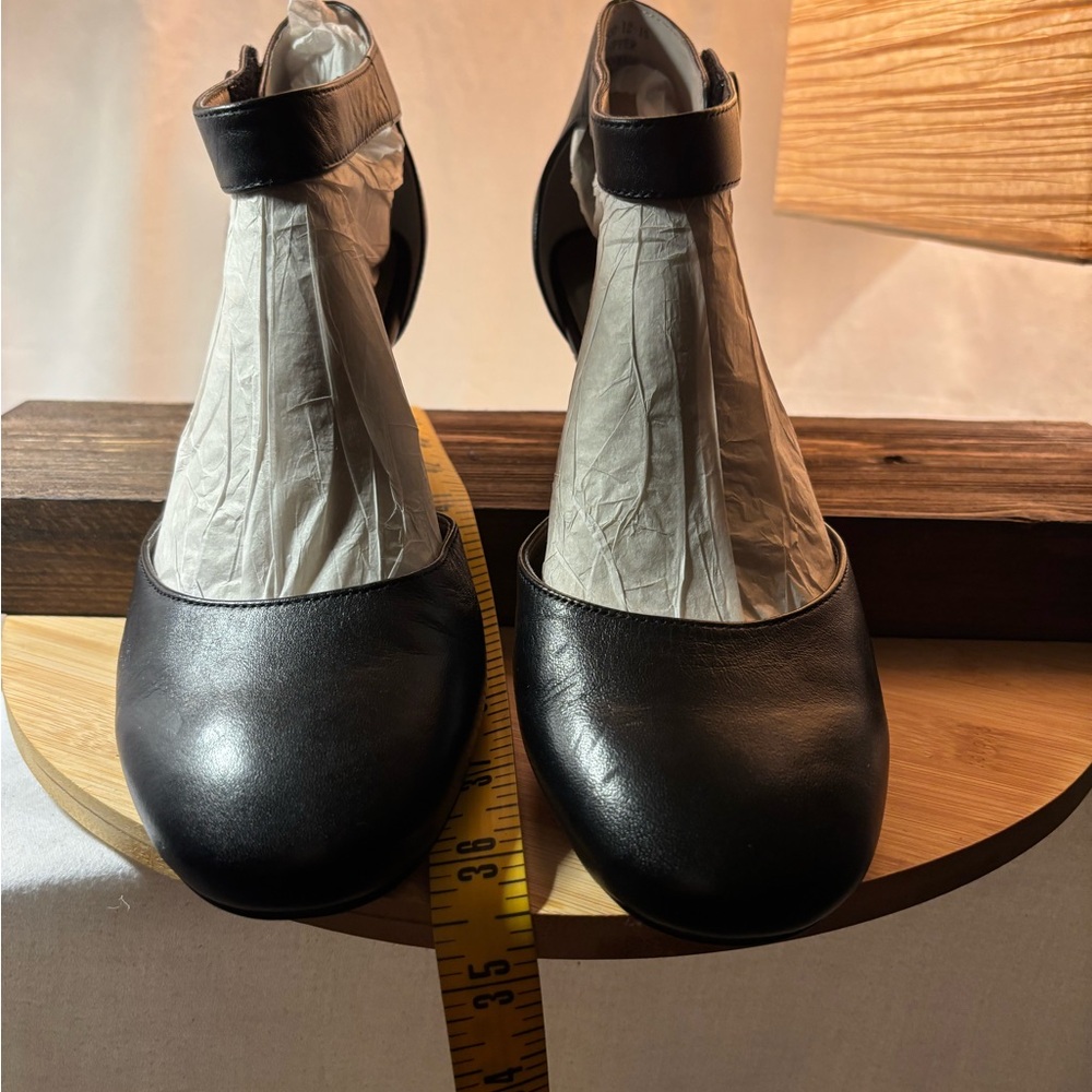 Array Black Women's Heels
